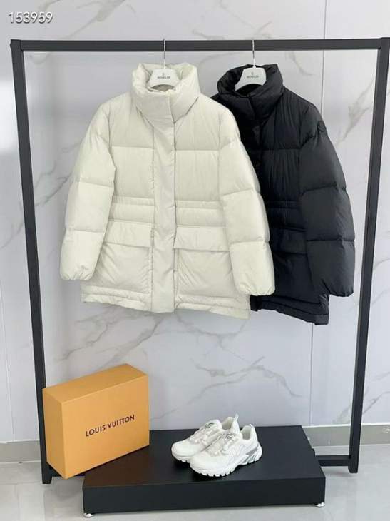Picture of Moncler Down Jackets _SKUMonclersz0-326yr40537296